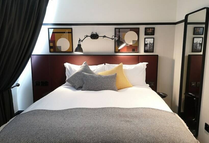 클래식 룸, The Mont