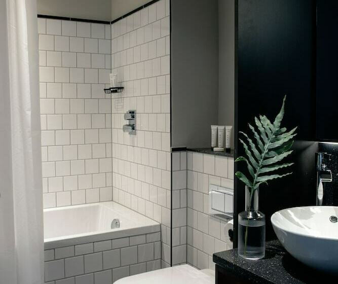 클래식 룸, The Mont