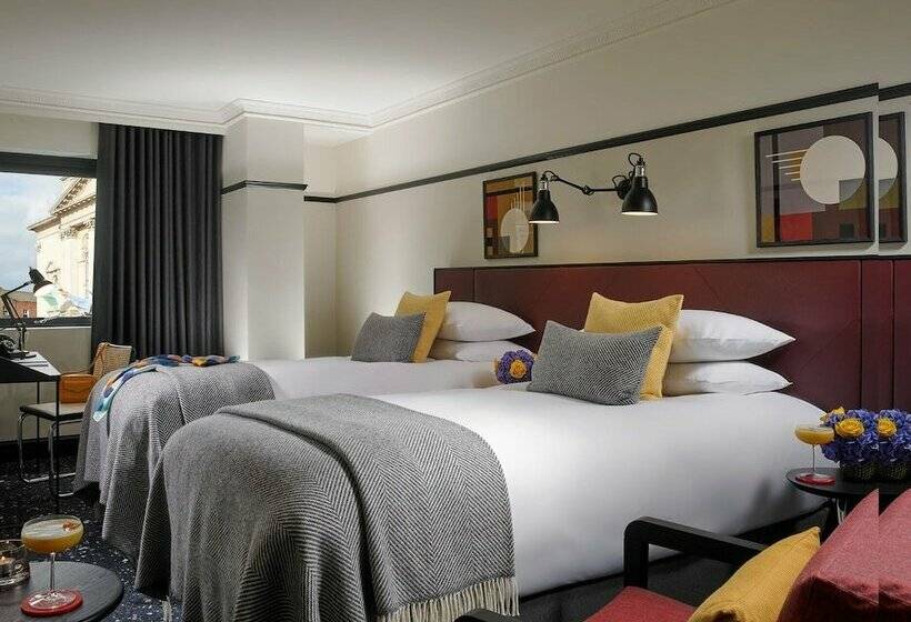 클래식 룸, The Mont