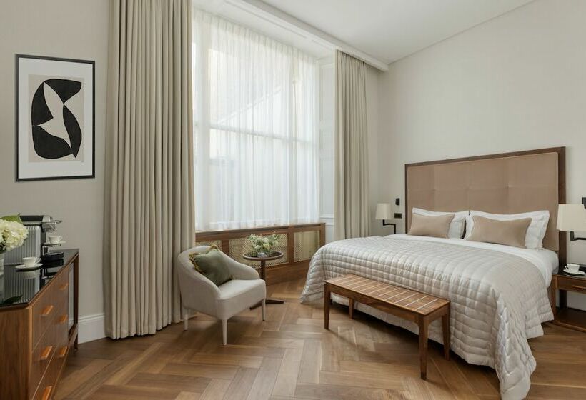 Номер Deluxe, The Queens Gate