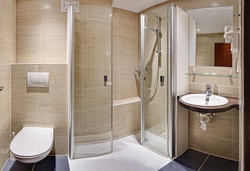 Номер Комфорт, Zur Post