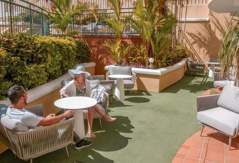 デラックススイート, Il Palazzo Holiday Apartments