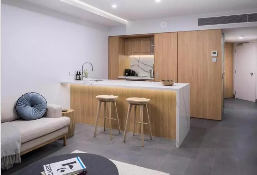 デラックススイート, Il Palazzo Holiday Apartments