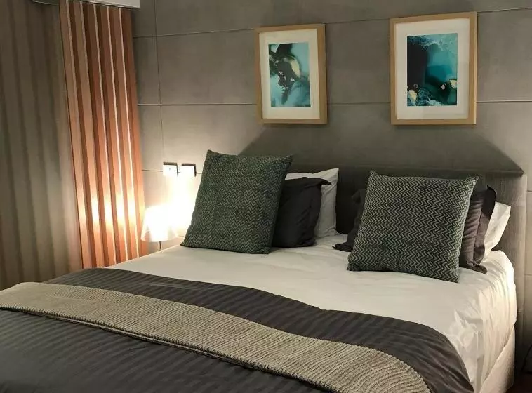 デラックススイート, Il Palazzo Holiday Apartments