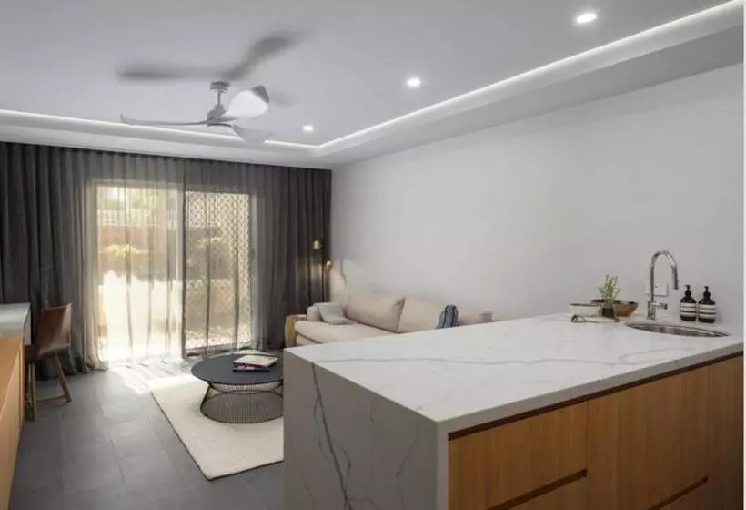 デラックススイート, Il Palazzo Holiday Apartments