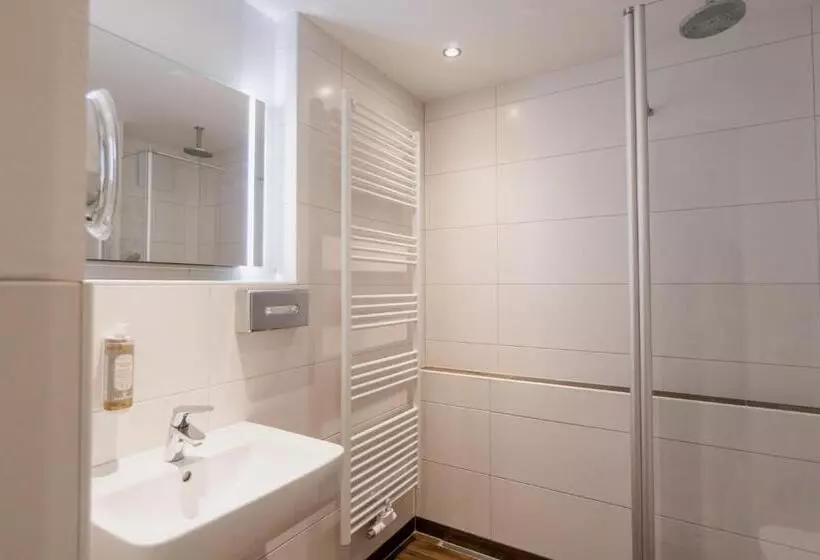 Standard-huone Parveke, Waldhotel Eiche