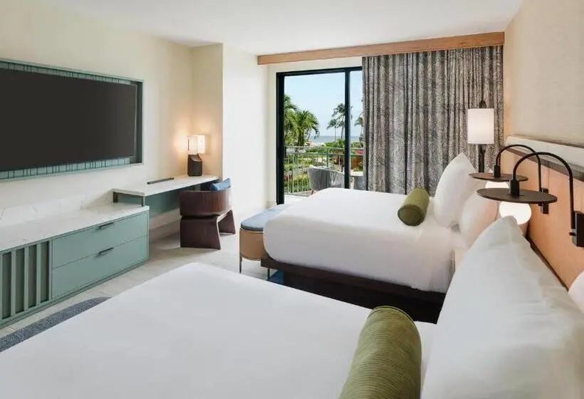 اتاق استاندارد با چشم‌انداز استخر, Wyndham Grand Rio Mar Rainforest Beach And Golf Resort