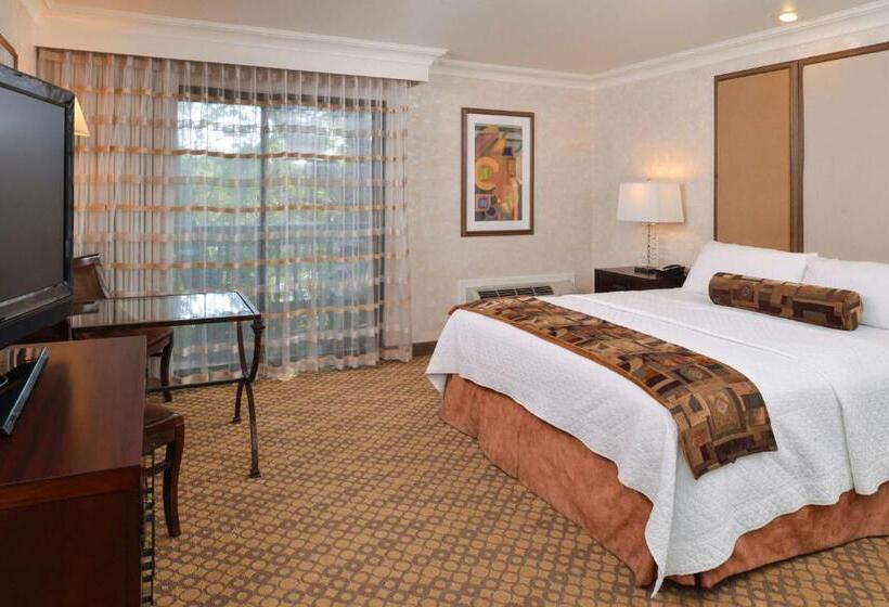 غرفة قياسية سرير كينج لذوى الإحتياجات الخاصة, Best Western Corte Madera Inn