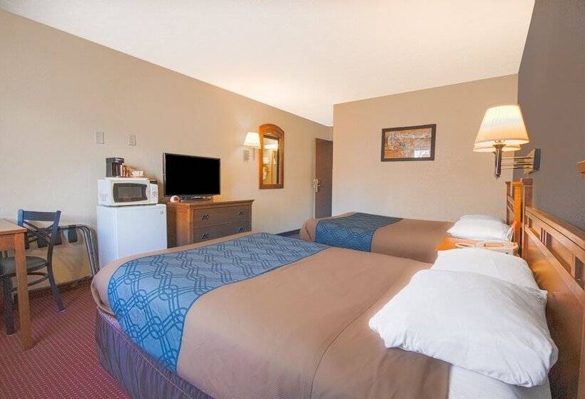 غرفه قياسيه سريرين مزدوجين, Econo Lodge Junction City I 70 Near Fort Riley