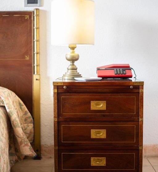 Номер Стандарт с Балконом, Grand Hotel De Rose