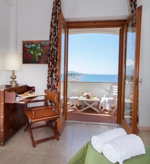 Номер Стандарт Вид на Море, Grand Hotel De Rose