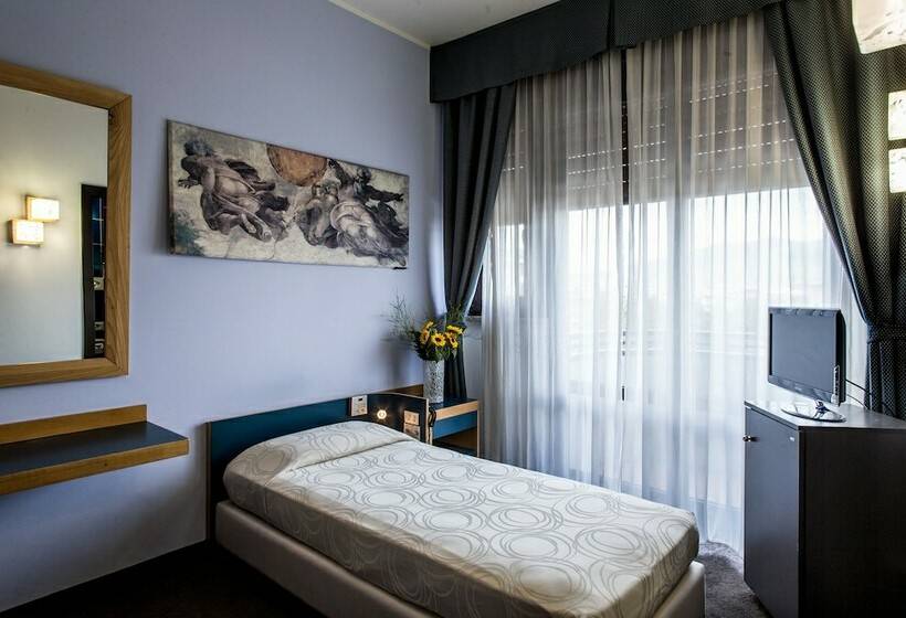 스탠다드 싱글 룸, Mirage