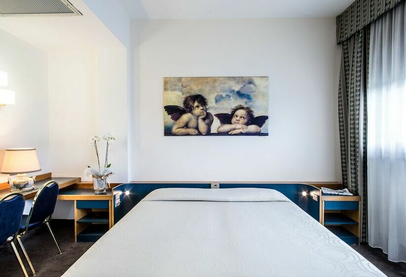 스탠다드 룸, Mirage