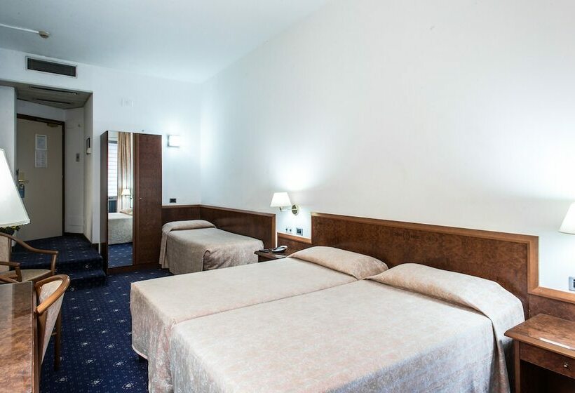 스탠다드 트리플 룸, Mirage