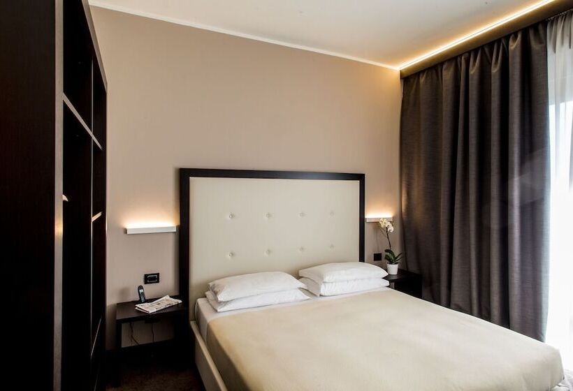 수피리어 룸, Mirage