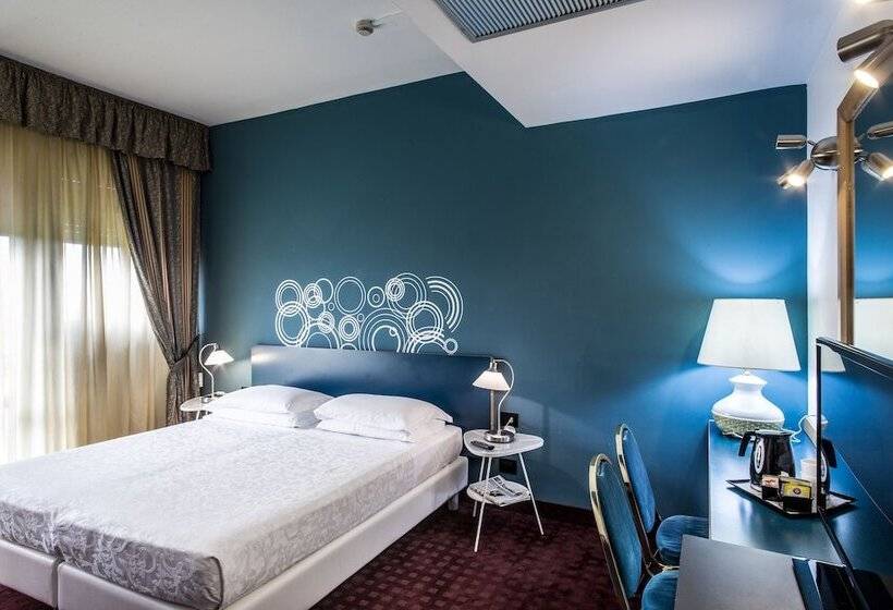 수피리어 룸, Mirage