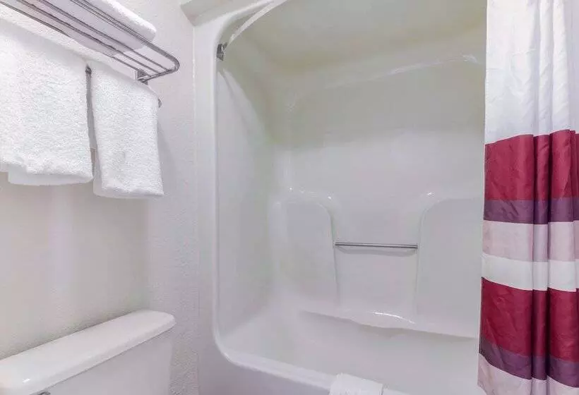 デラックスルーム, Red Roof Inn Forrest City