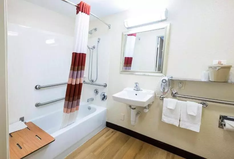 障害者適応デラックスルーム, Red Roof Inn North Charleston Coliseum