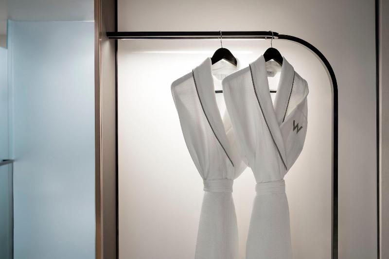 带大床的标准工作室, W Toronto