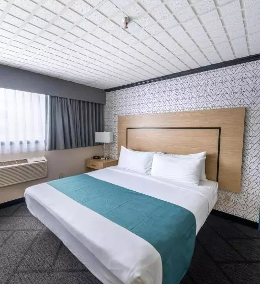 اتاق استاندارد با تخت بزرگ, Sternwheeler Hotel And Conference Centre
