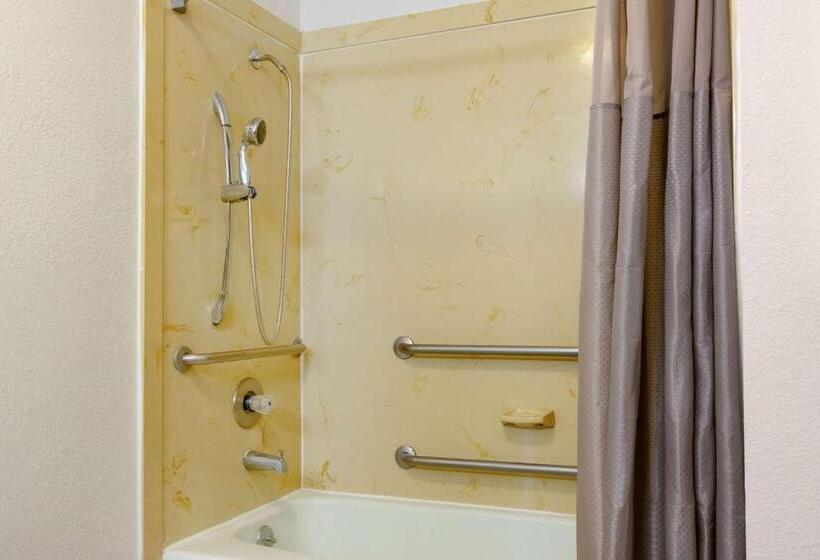 اتاق استاندارد برای معلولان, Motel 6 Alexandria, La  South