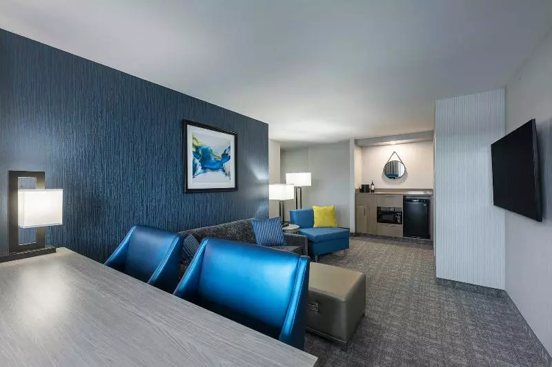スイート, The Simon Hotel Sydney
