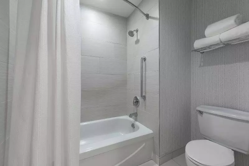 スイート, The Simon Hotel Sydney