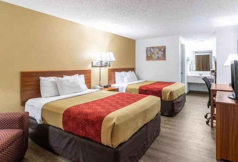 اتاق استاندارد با 2 تخت دوبل, Econo Lodge