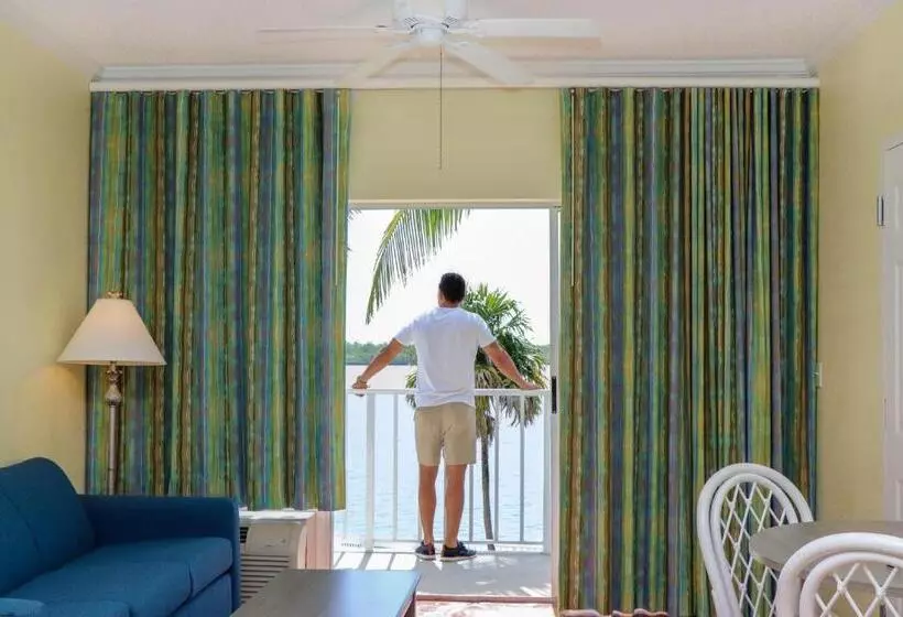 デラックスルーム, Jupiter Waterfront Inn