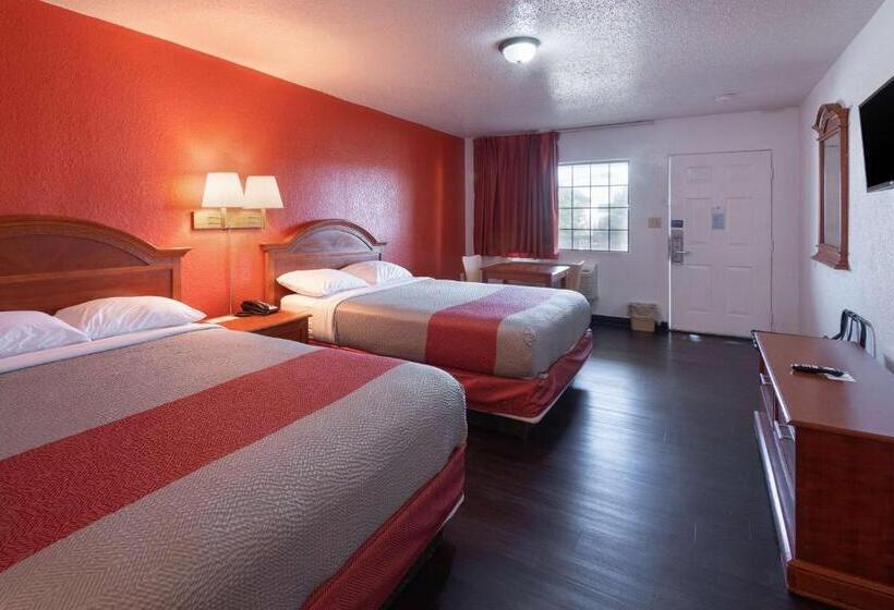 Номер Deluxe, Motel 6montgomery, Al  Coliseum