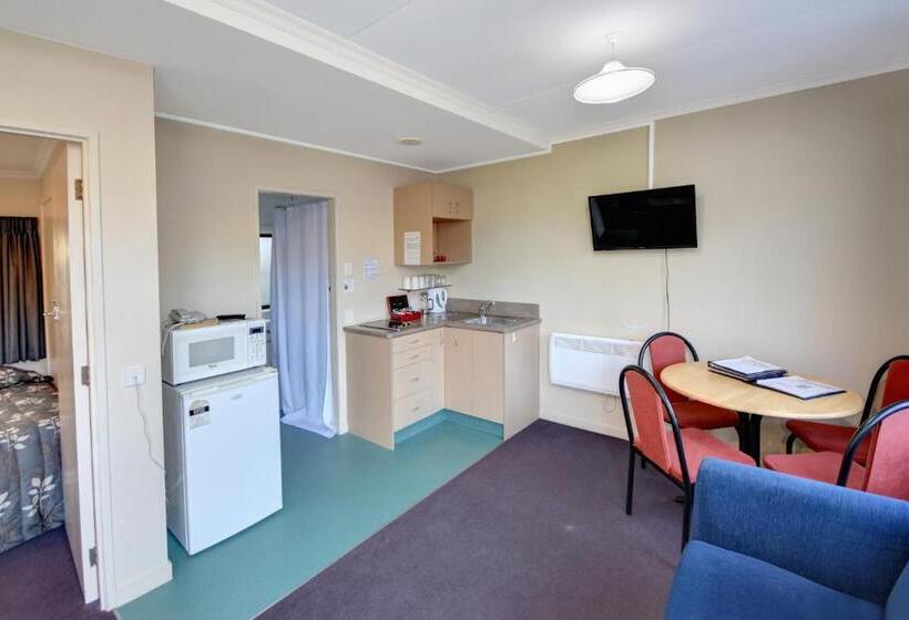 דירת חדר, Garden Motel