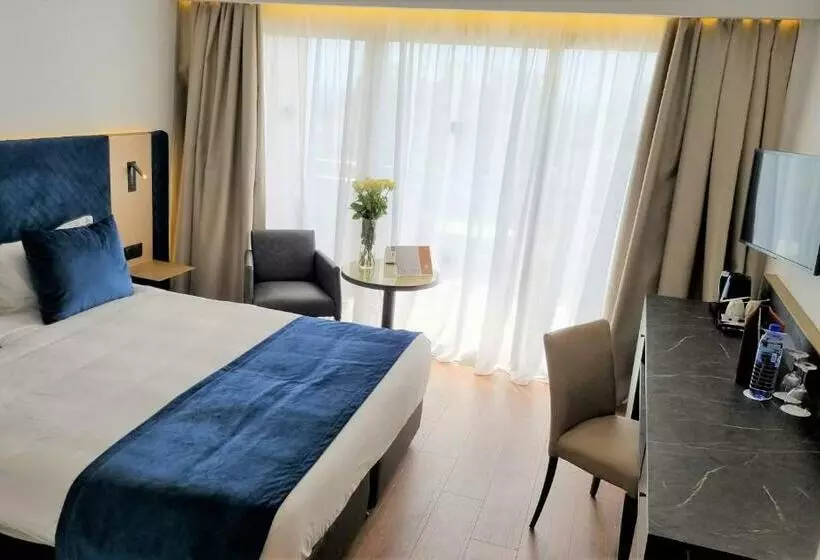 Executive Kamer, Ajax