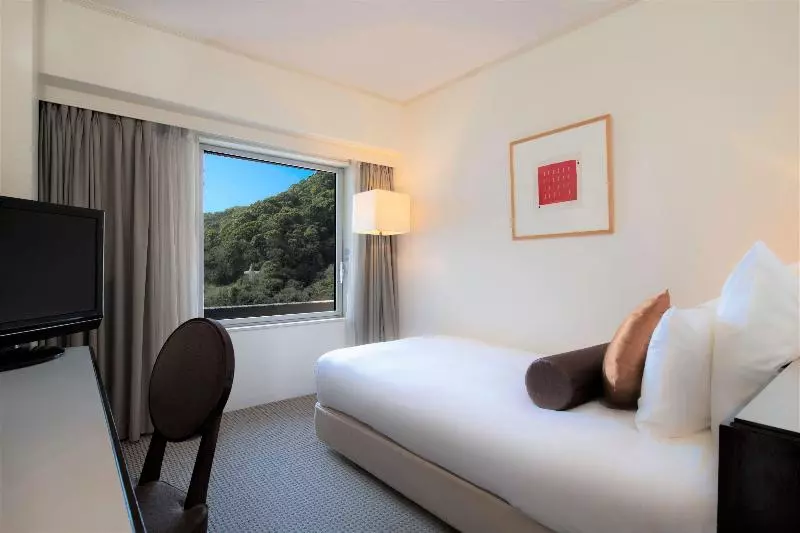 اتاق استاندارد با چشم‌انداز شهر, Ana Crowne Plaza Kobe, An Ihg
