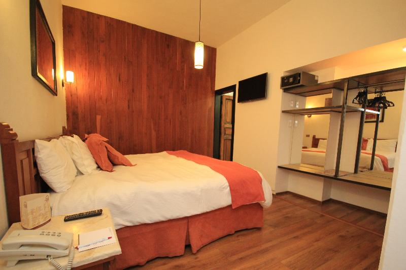 غرفة قياسية, Ciudad Real Centro Historico