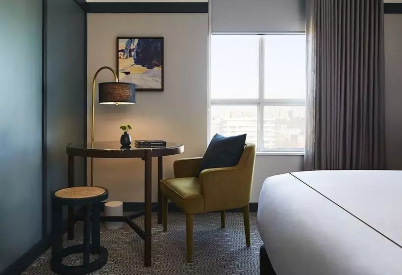 身障者適用スイートルーム, Kimpton Saint George Hotel, An Ihg
