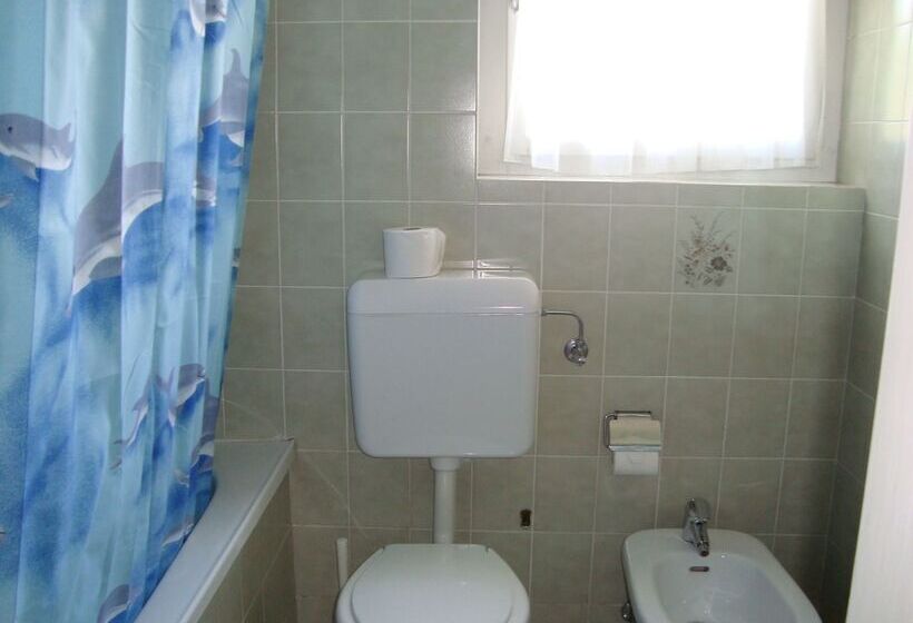 バルコニー付きスタンダードルーム, Villa Marita