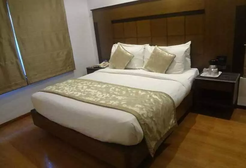 اتاق سوپریور, Midtown Pritam