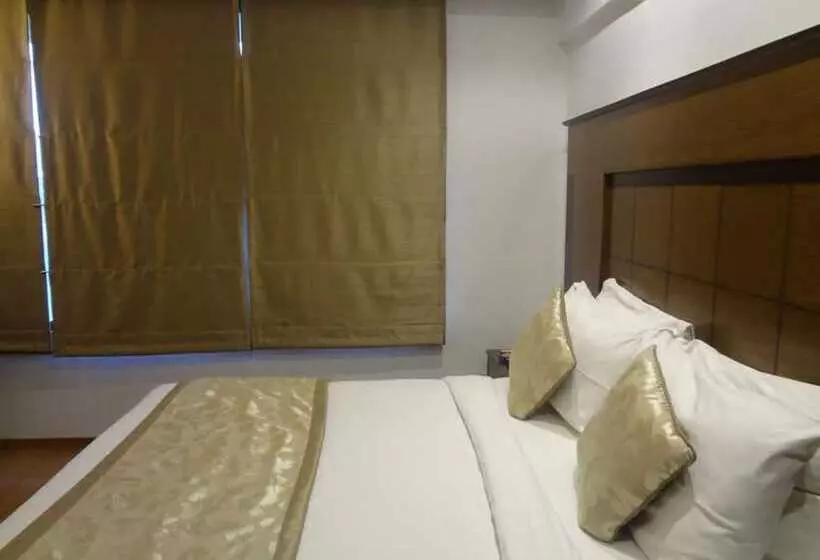 اتاق سوپریور, Midtown Pritam