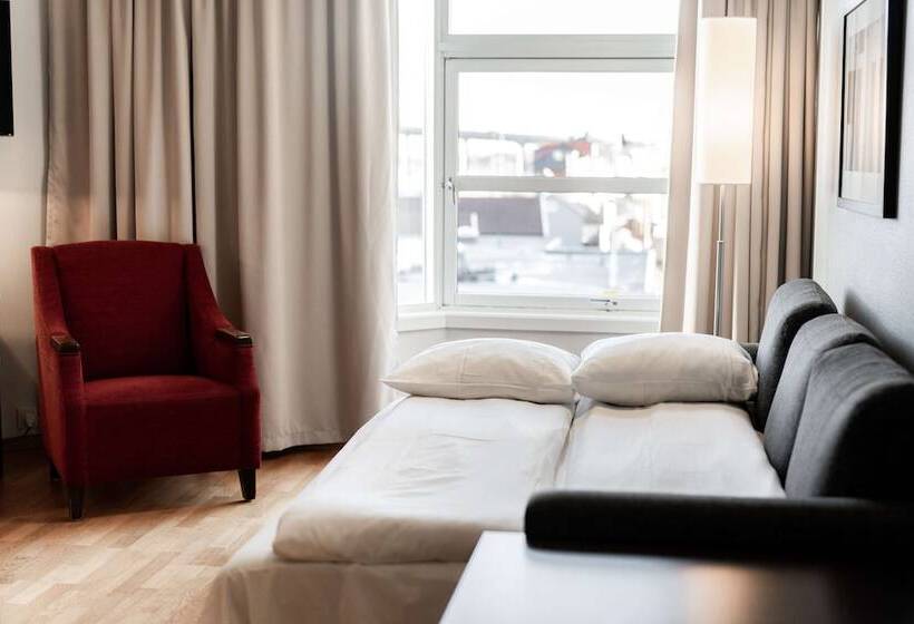 家庭间, Scandic Kristiansund