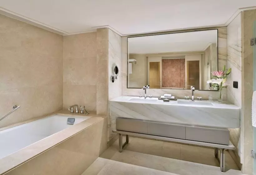 اتاق پرمیوم, The St. Regis Goa Resort