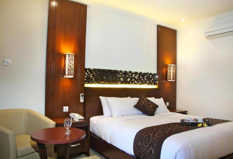 חדר דלוקס, Ari Putri