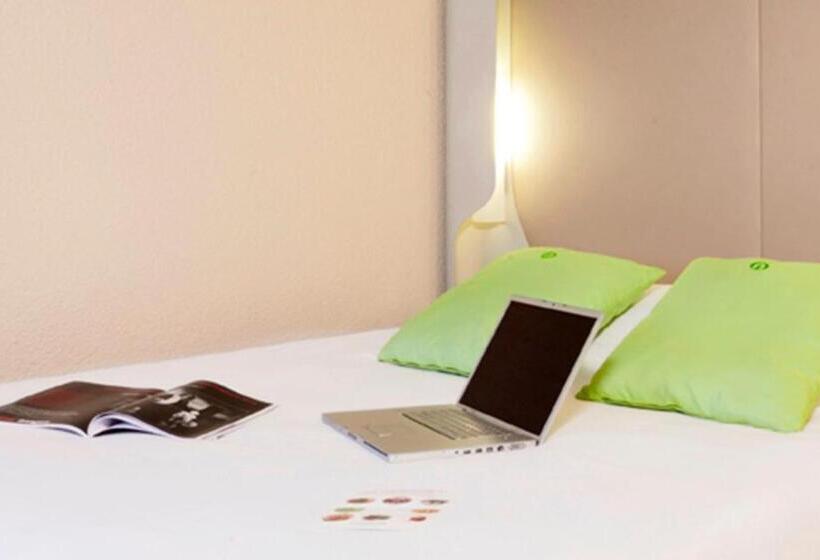 标准间带双人床, Campanile Valenciennes   Petite Forêt