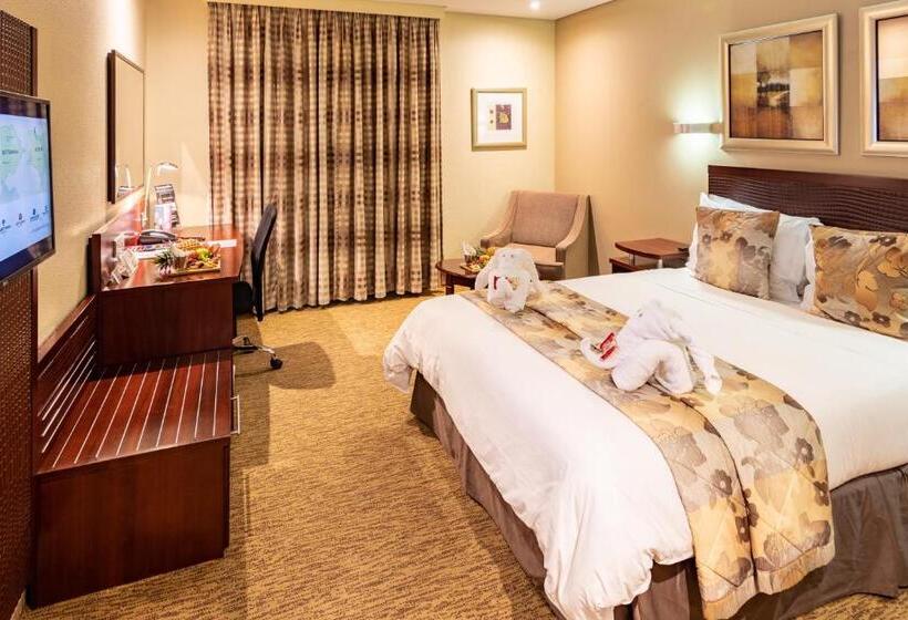 Quarto Standard para Deficientes, City Lodge Hotel Johannesburg Airport, Barbara Road