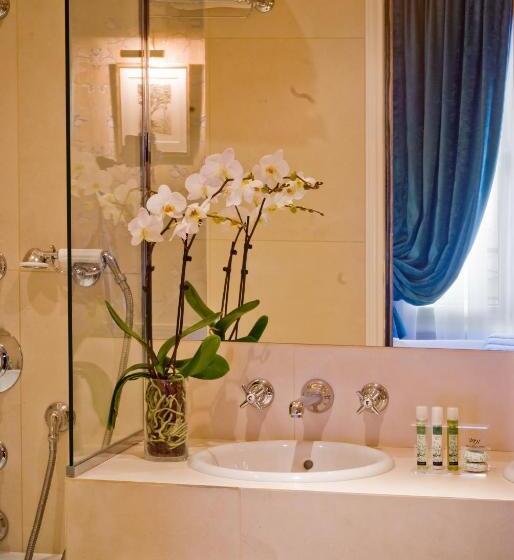 Superior Suite, De Buci