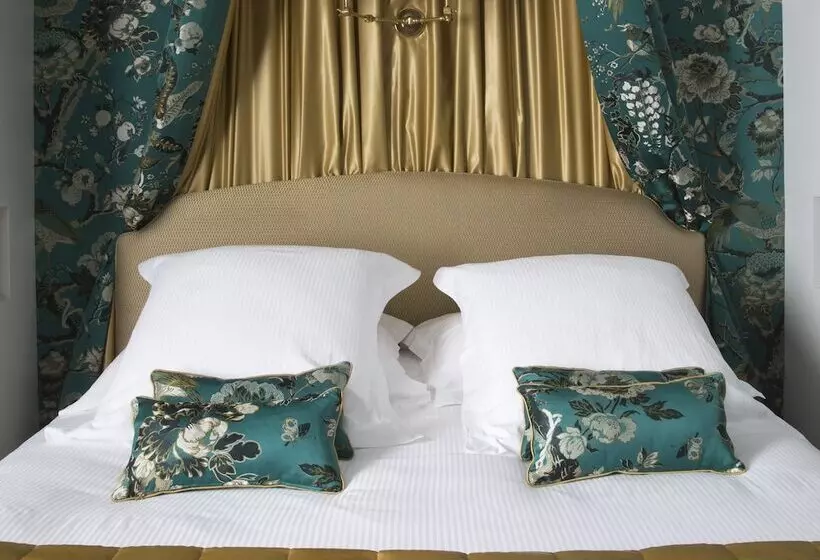 Chambre Supérieure, De Buci