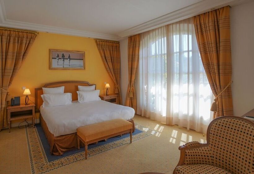 סוויטה עם טרסה, Le Domaine De L Astragale