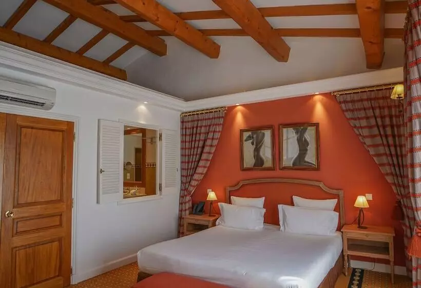Sviitti Parveke, Le Domaine De L Astragale