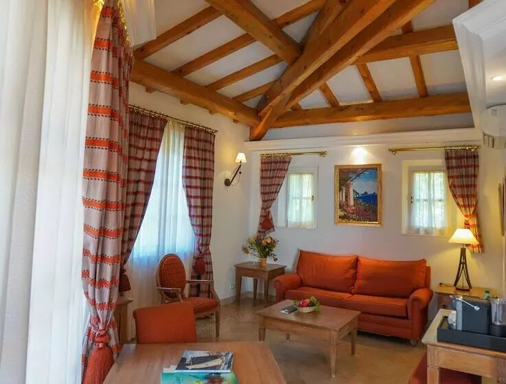 Sviitti Parveke, Le Domaine De L Astragale