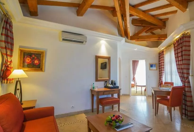 Sviitti Parveke, Le Domaine De L Astragale
