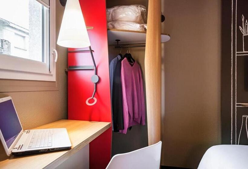 آپارتمان یک خوابه با دری مشترک که هال را جدا می کند., Ibis Bordeaux Centre Gare Saintjean